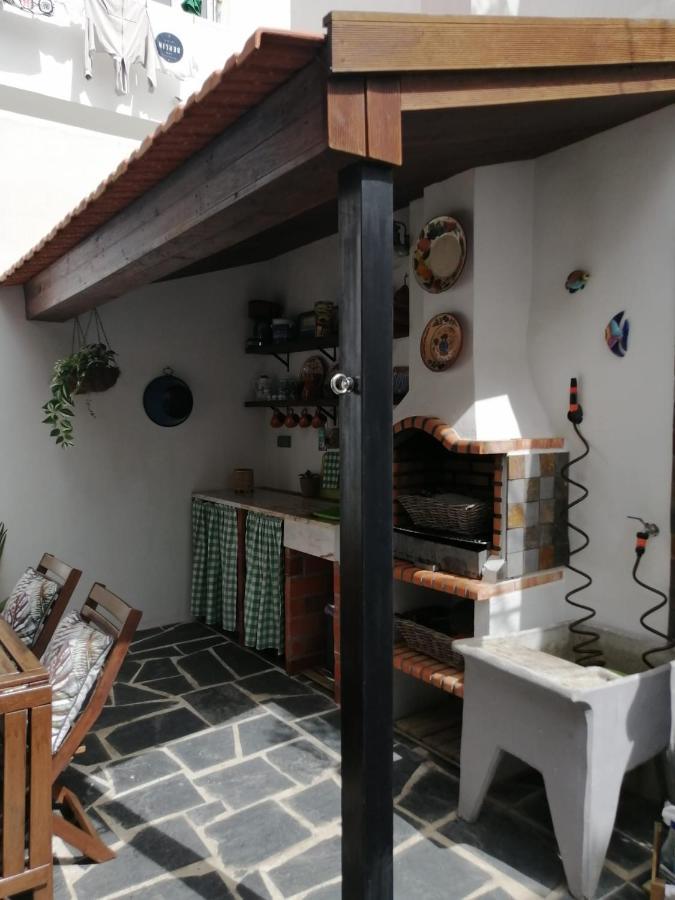 Courtyard House - Sun, Barbecue, Beach Sesimbra Extérieur photo